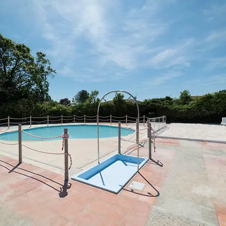 V3 4 Pax Villa